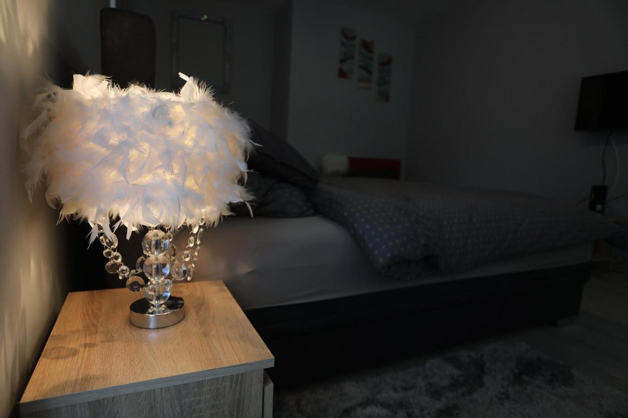 Studio Apartman Ana Osijek Extérieur photo